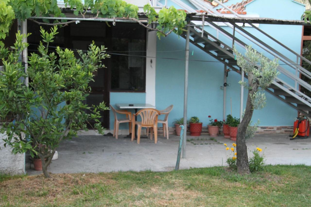 Shtepi Pushimi Apartment ดูร์เรส ภายนอก รูปภาพ